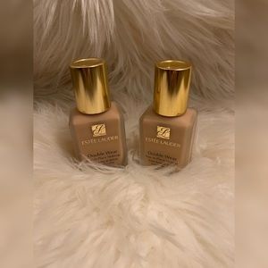 2 Estée Lauder double wear foundation